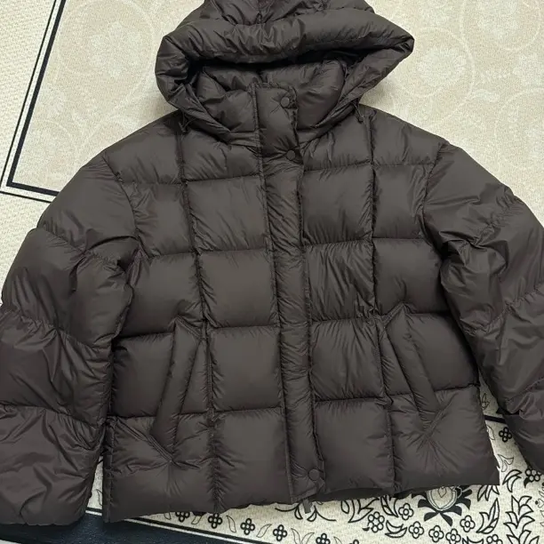 咖色90绒中款外套 212克 新国标