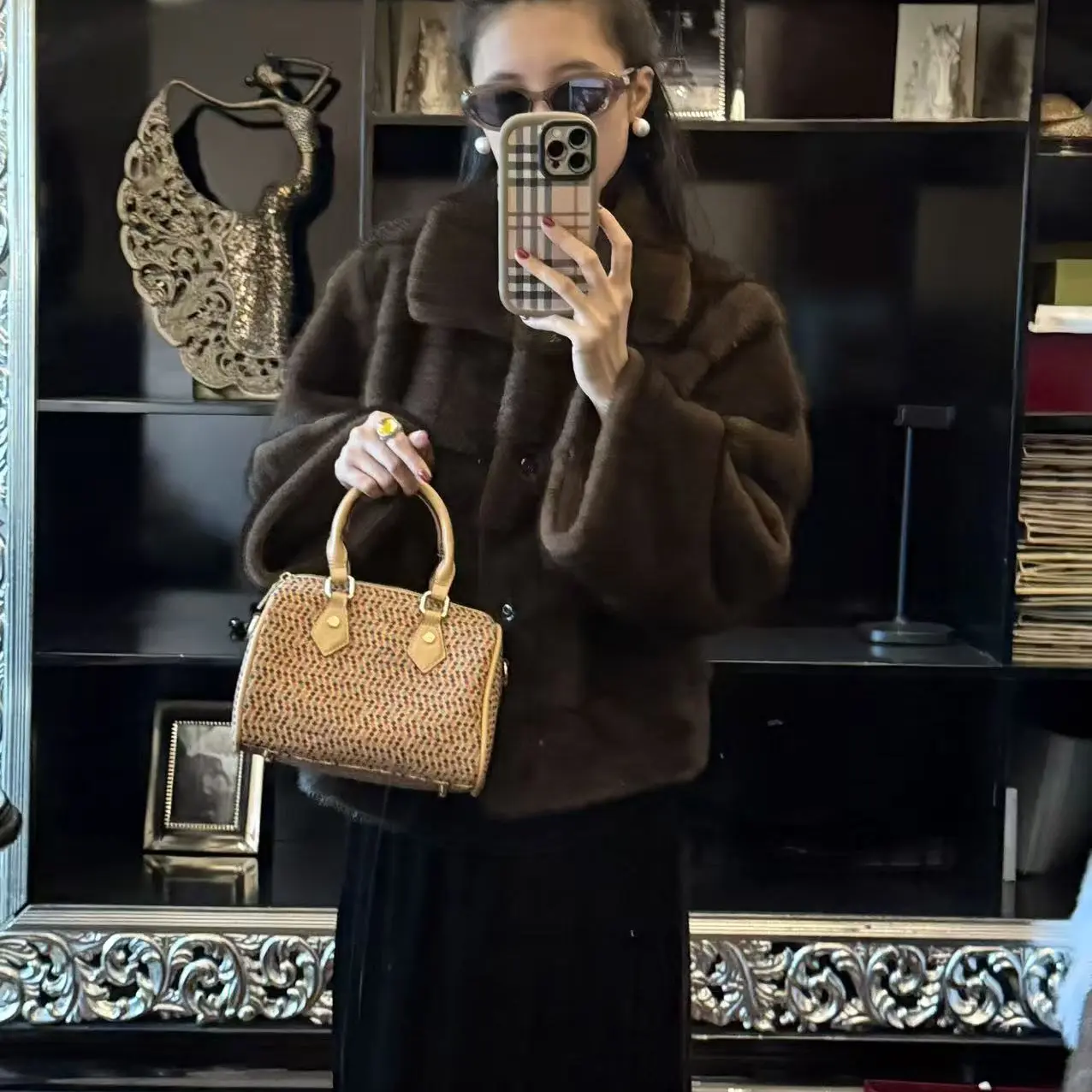 人造皮草 方领短外套女秋冬保暖毛冬季小众走秀毛衣上衣轻奢时尚