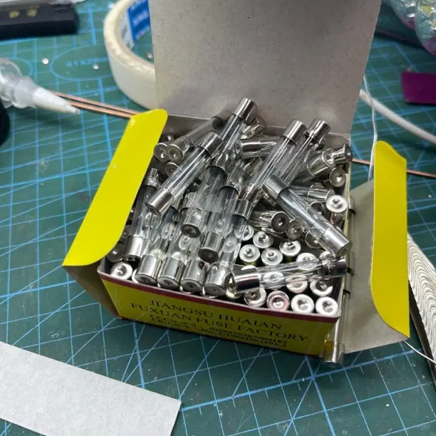 6×30毫米㎜玻璃保险管需要打孔请备注