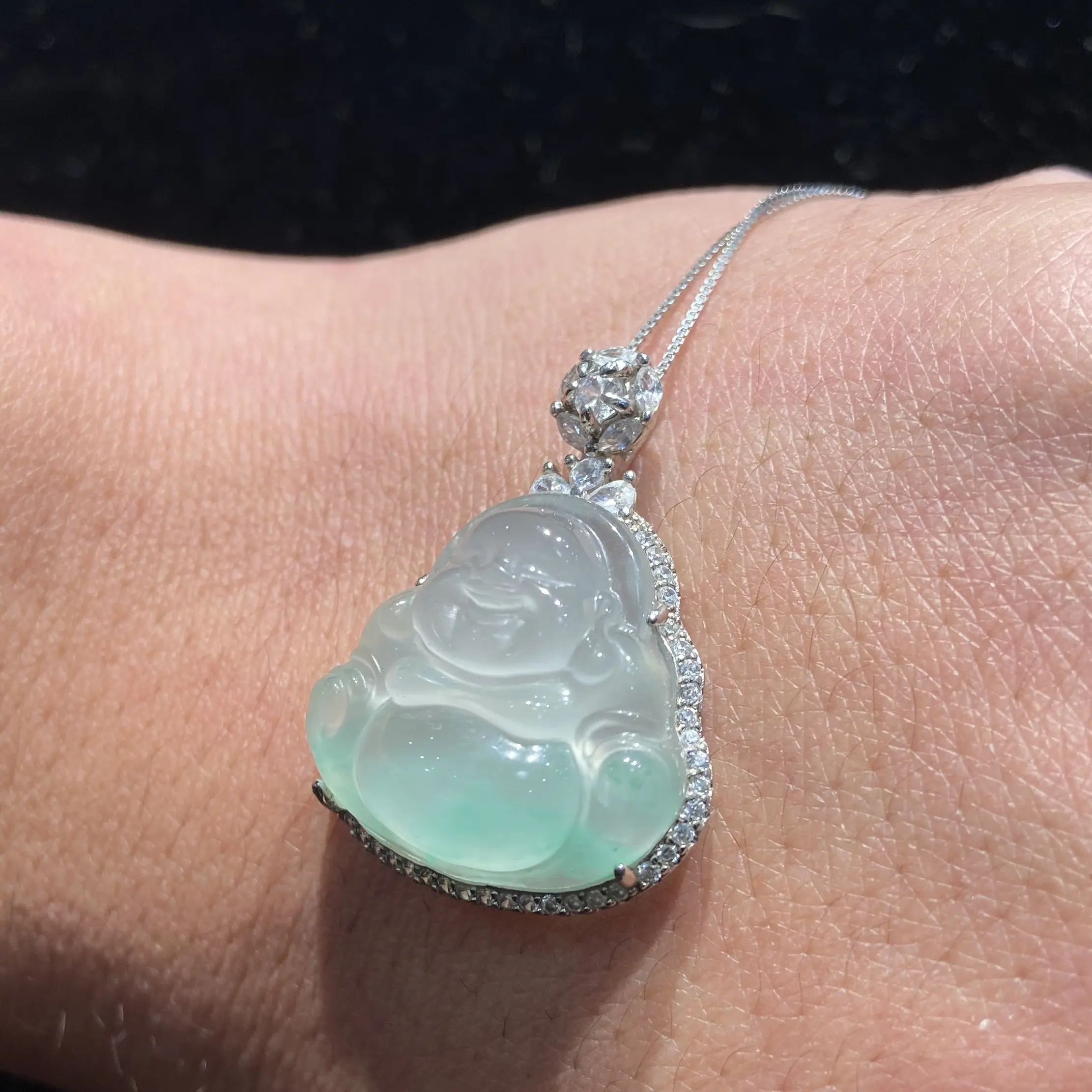 镶嵌佛公冰透精致