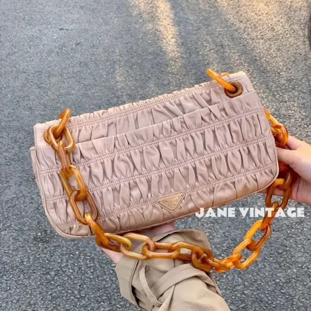 95新 Prada/普拉达 Prada褶皱玳瑁单肩包