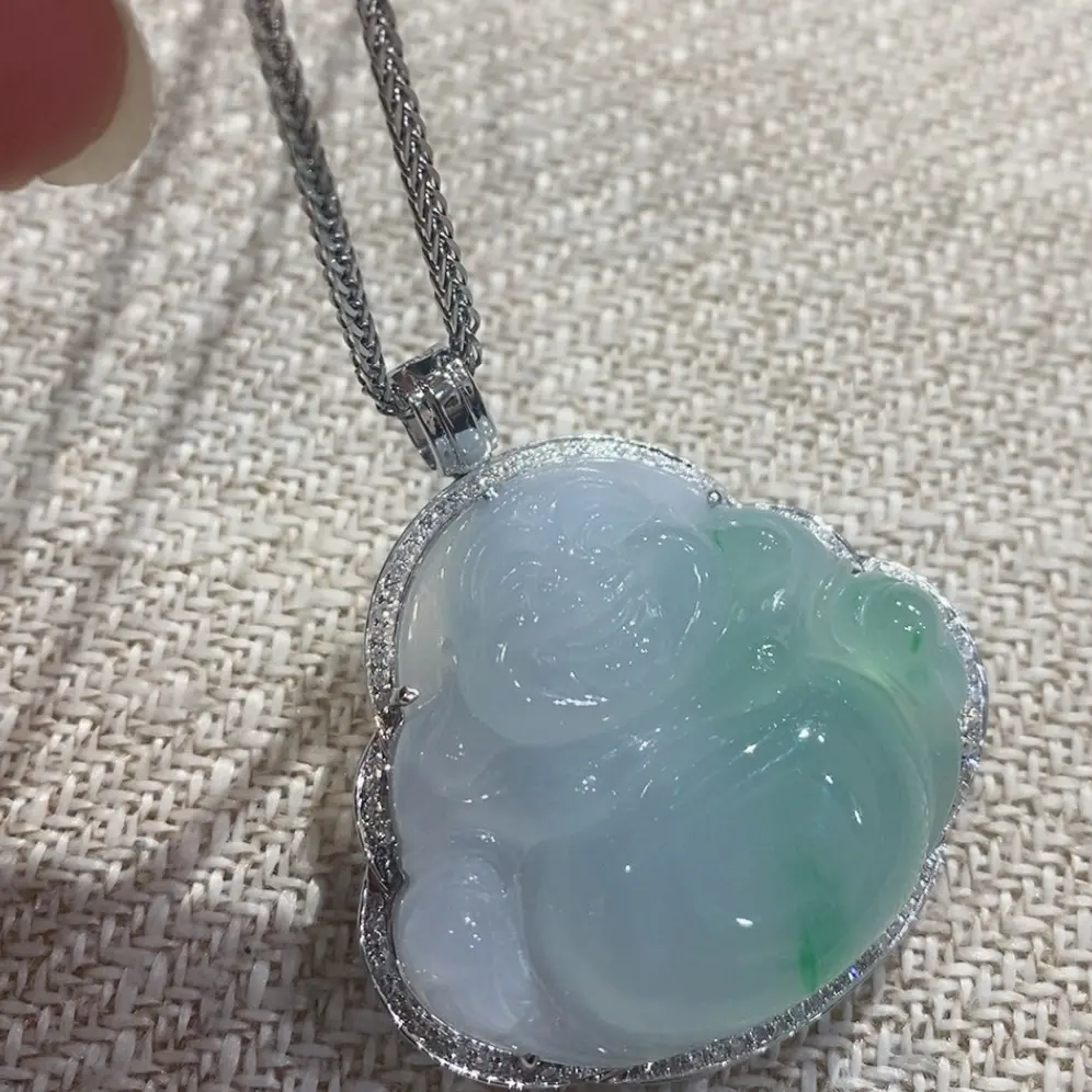 18K金镶嵌天然A货翡翠冰种佛公吊坠