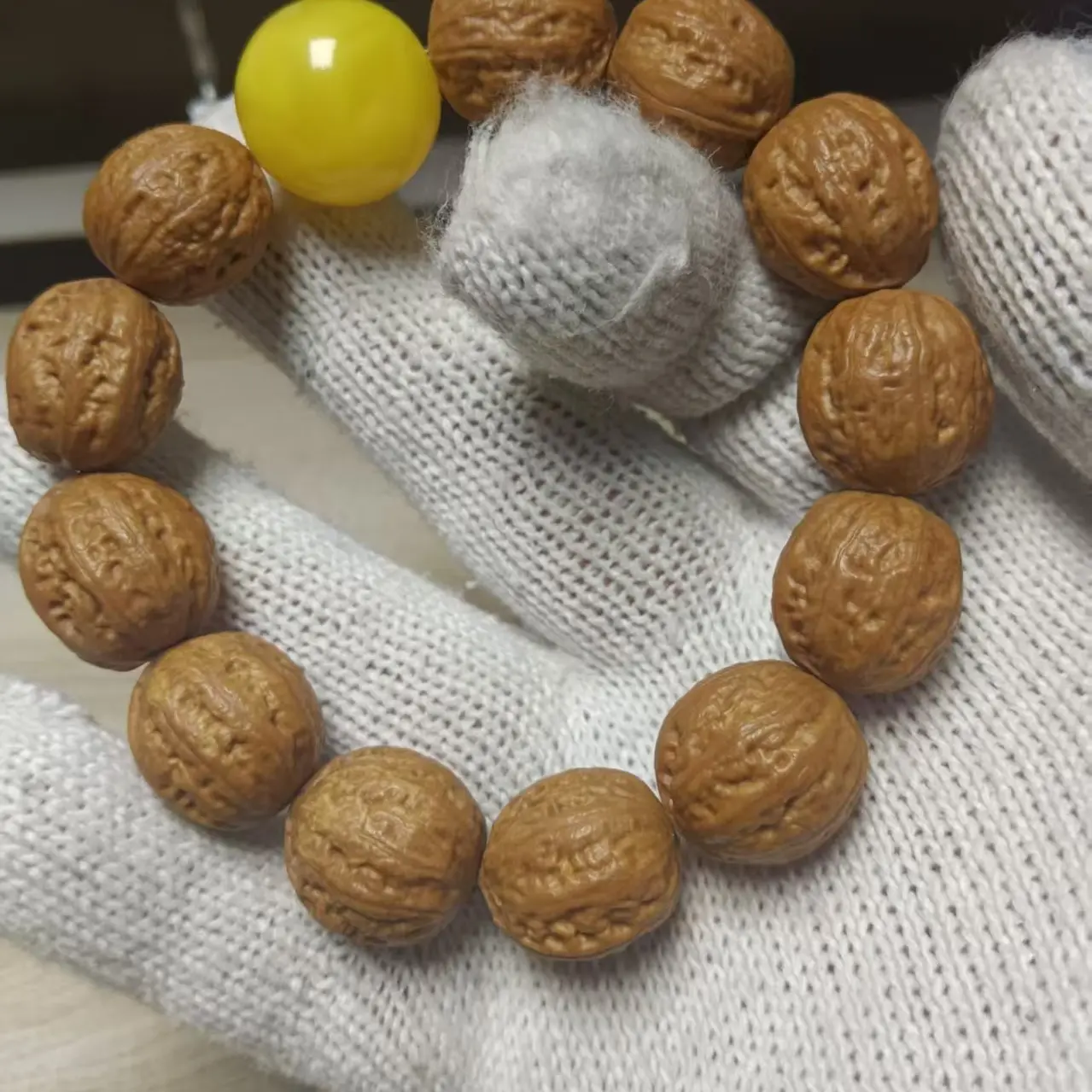 1.7粗筋小秋子核桃文玩手串适合盘玩