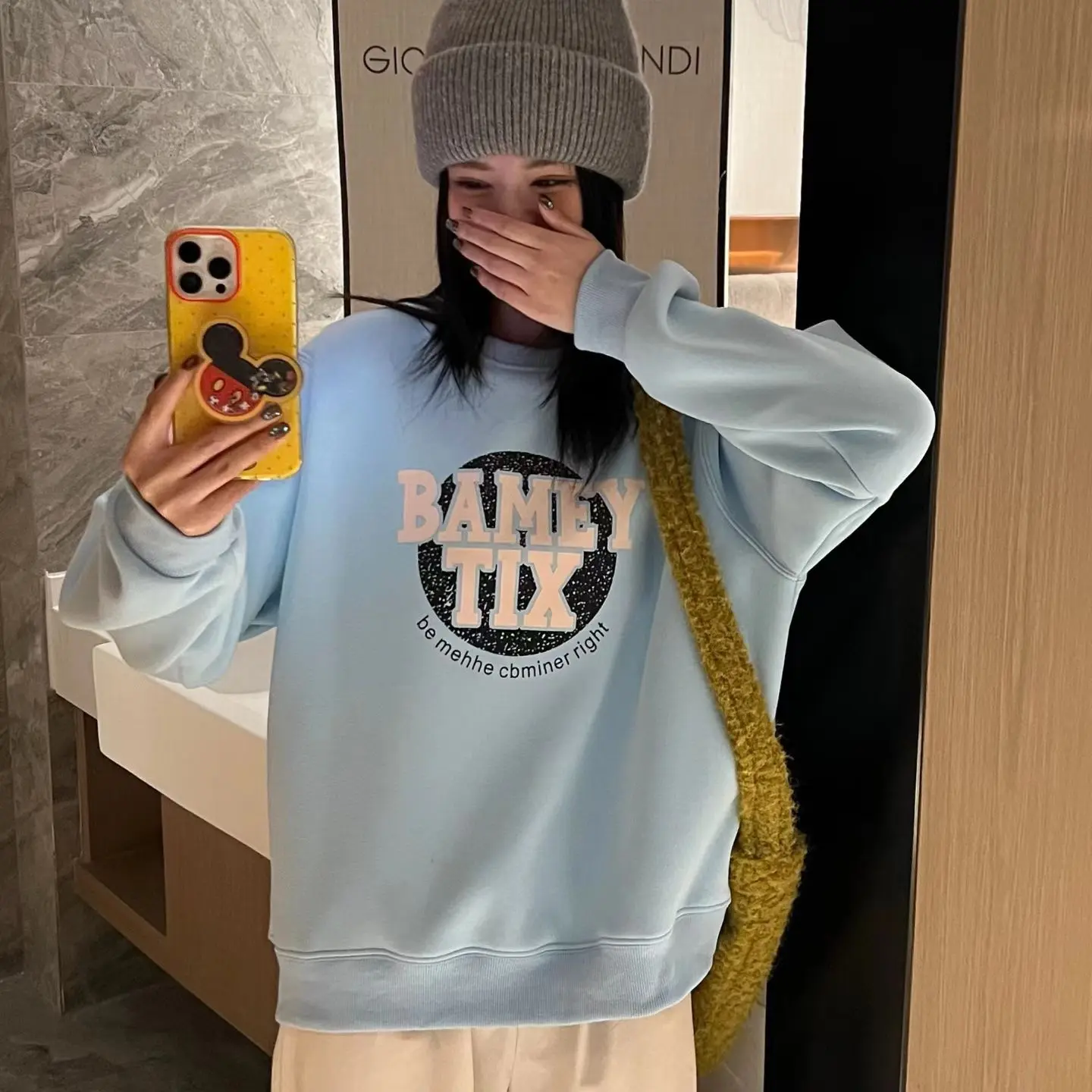 韩版圆领正肩加绒卫衣字母宽松设计感休闲上衣