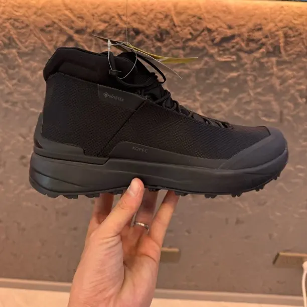 JM 2025 冬款 高帮刺绣 户外运动 男士徒步鞋