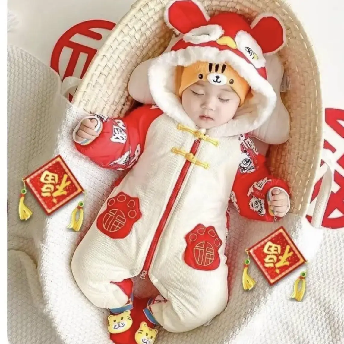 ［醒狮］婴儿冬季加绒加厚中国风红色喜庆拜年服宝宝连体衣满月服