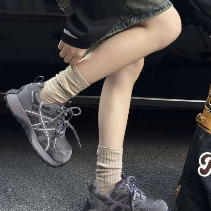加绒厚底系带休闲鞋秋冬新款复古百搭轻便增高老爹鞋女运动休闲鞋