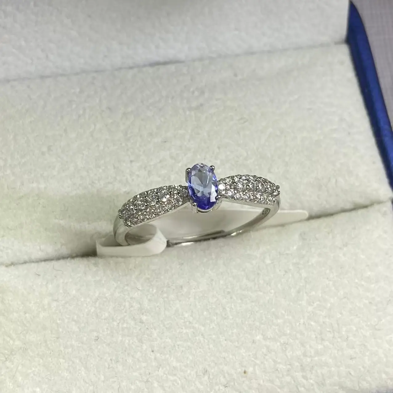 天然坦桑石戒指s925银镶嵌简约时尚气质百搭