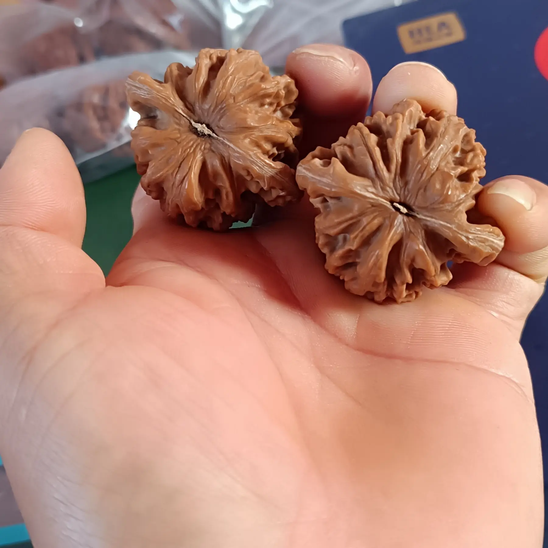 1号商品   43尺寸虎头狮子头