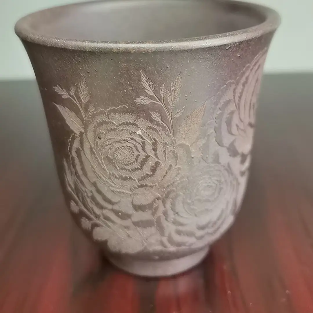 紫砂原矿带刻绘主人杯