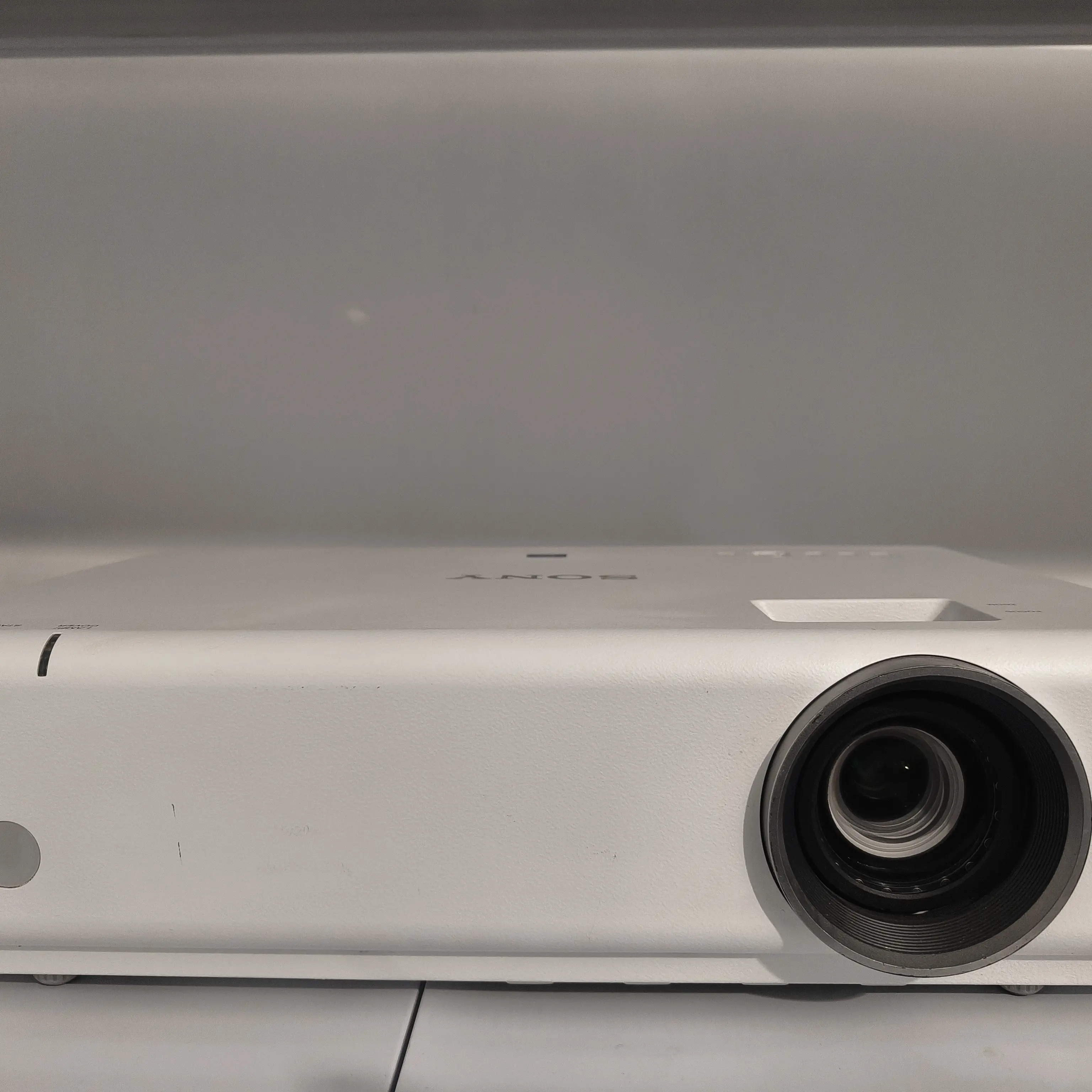 二手EX293索尼投影仪家用白天可用    运费自理裸机出