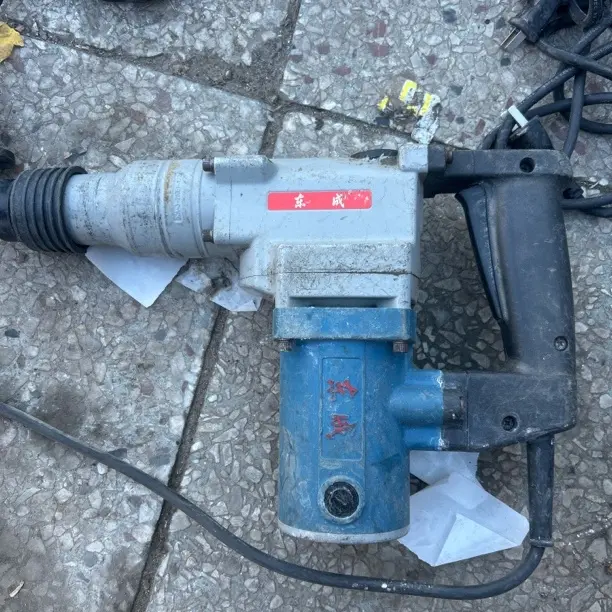 品牌家用dca03-26电锤打眼打膨胀螺丝方柄钻头750瓦