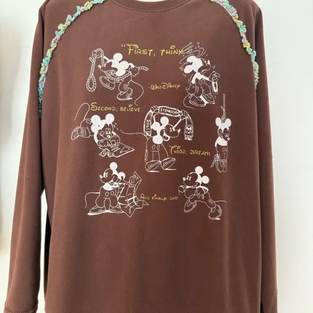 条纹松鼠刺绣长袖T恤女宽松圆领加绒韩系卡通减龄内搭打底休闲