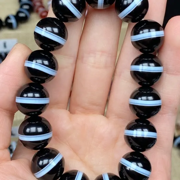 10mm天然一线药师中细线玛瑙高瓷白手串