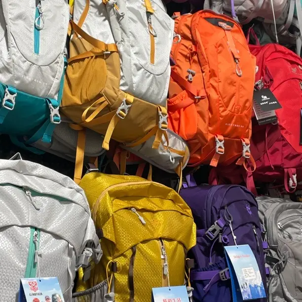 护肩时尚耐磨户外透气条纹登山包印花超轻便携耐刮