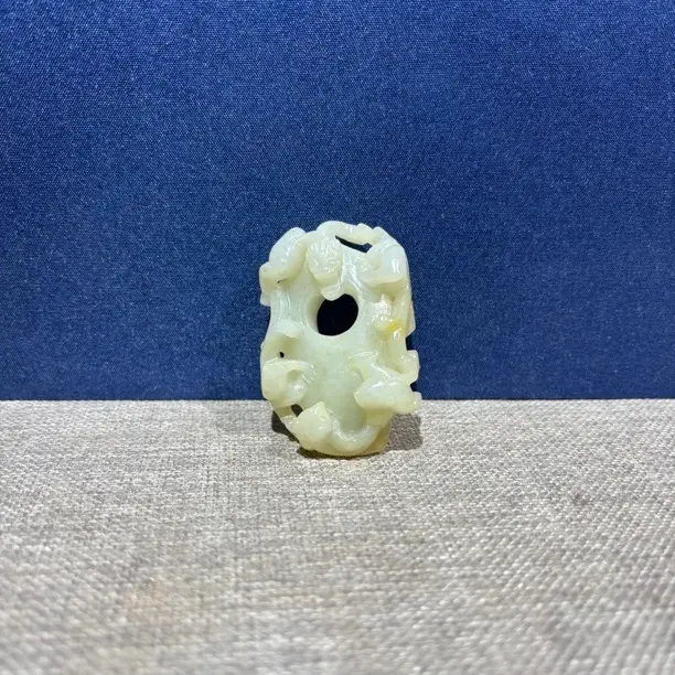 龙凤佩鸡心佩和田