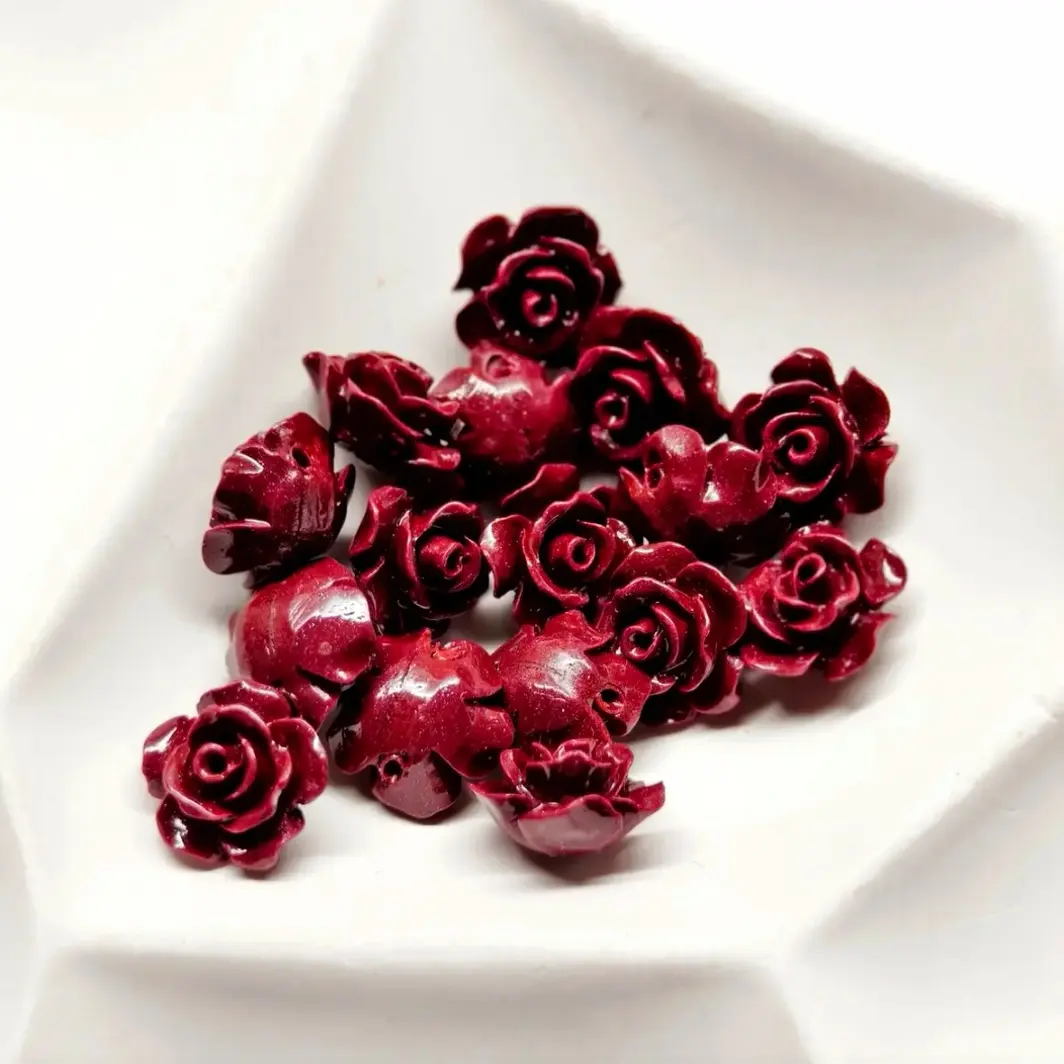 玫瑰花，散珠等手工编绳配件