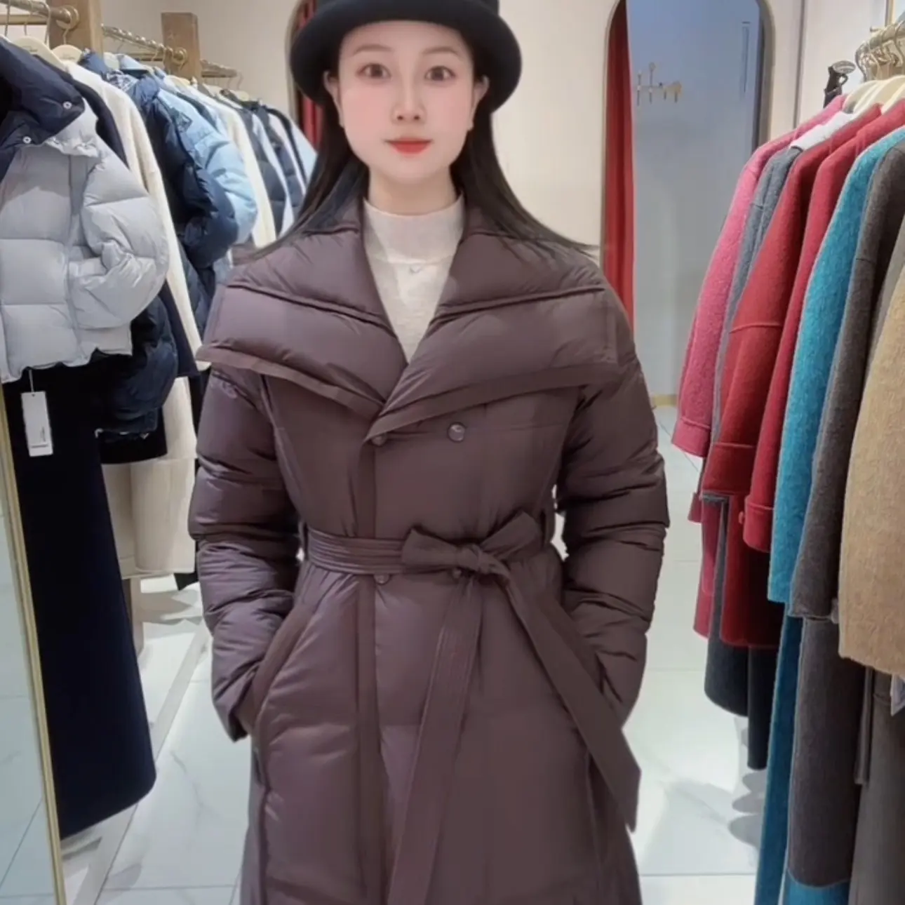 冬季女款长款翻领系带白鸭绒加厚保暖时尚简约羽绒服中长款