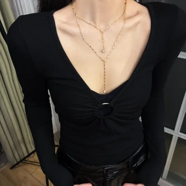 外贸原单辣妹内搭打底衫气质设计感上衣