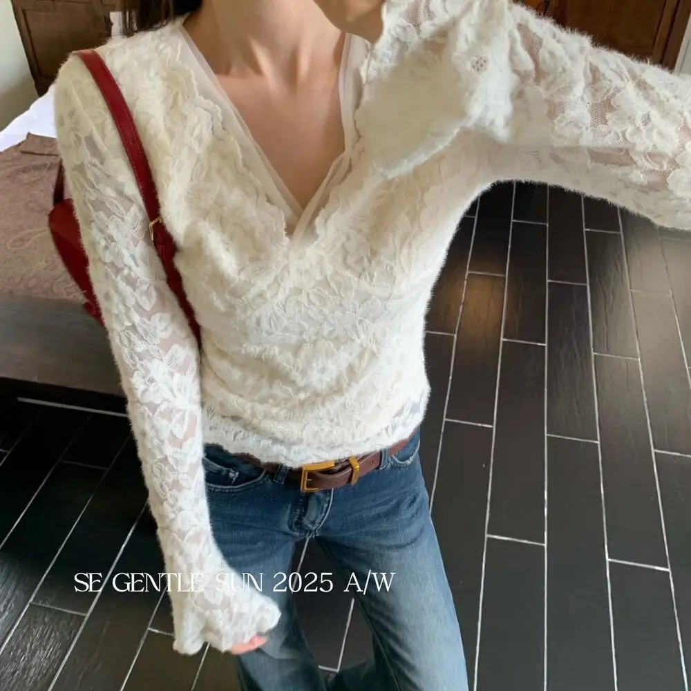 胸大的拍这款！！V领加绒纯欲风长袖蕾丝衫女秋冬新款修身显瘦百搭