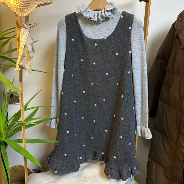 高腰A字裙提花设计爱心刺绣时尚显瘦连衣裙