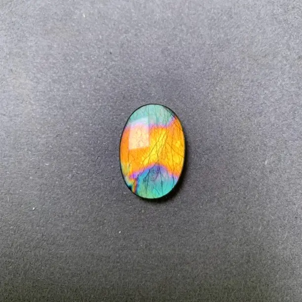 拉长石橘绿色裸石吊坠