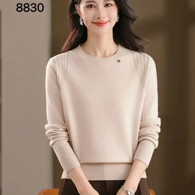 鄂尔多斯市100%羊毛保暖镶钻百搭圆领套衫