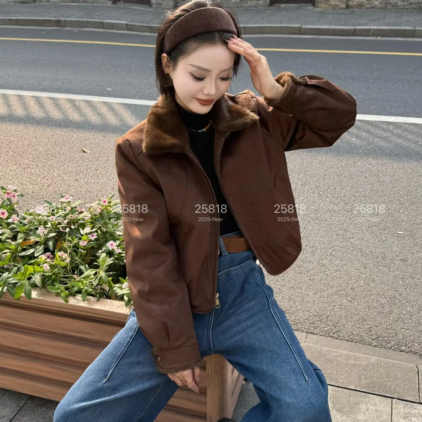 梦小小女装2025冬季新款韩版显瘦百搭内胆白鸭绒保暖鹿皮绒外套