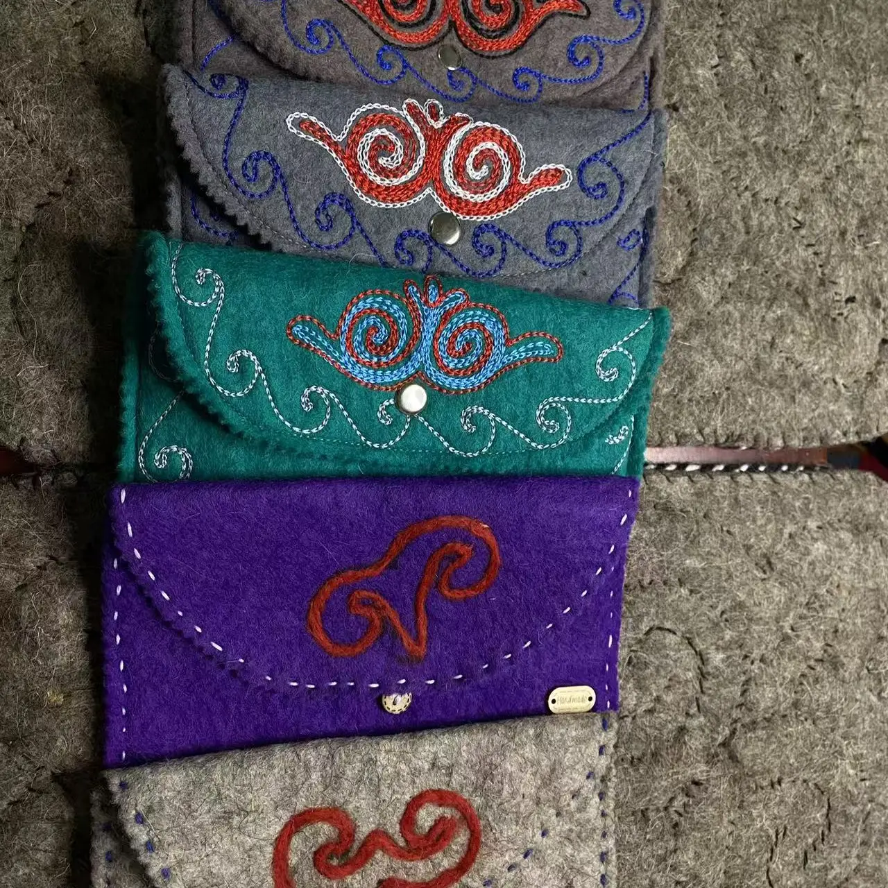 新年礼物毛毡手工制作复古钱包