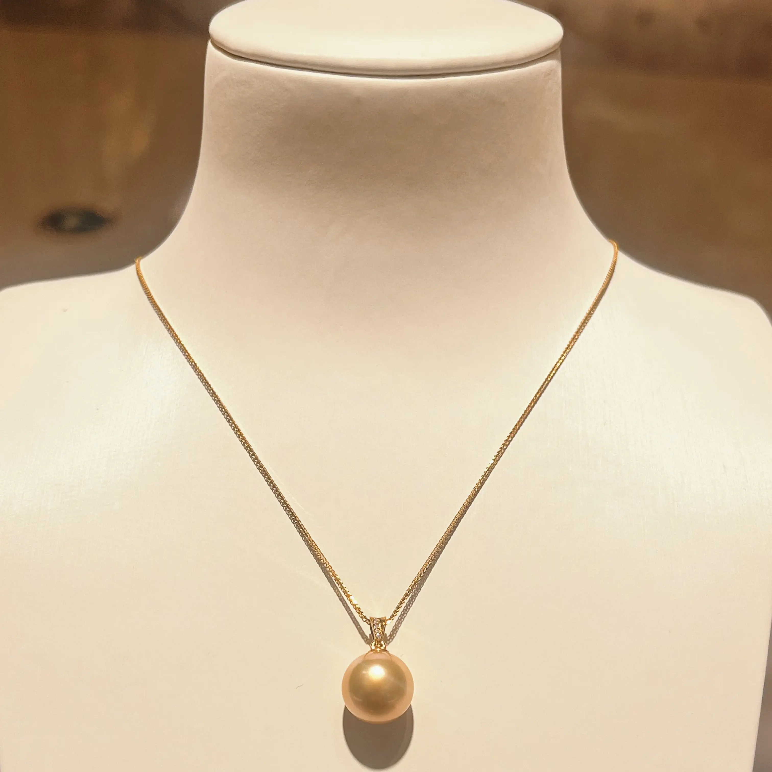 11-12mm海水南洋金珍珠18k金镶嵌吊坠时尚百搭带钻