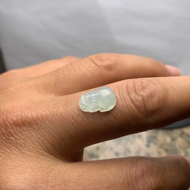 冰晴底貔貅天然缅甸A货翡翠