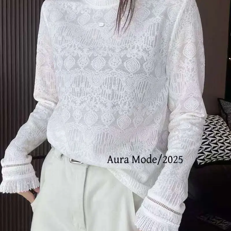 2025新款绣萝蕾丝袖口订珠长袖打底衫（96772）