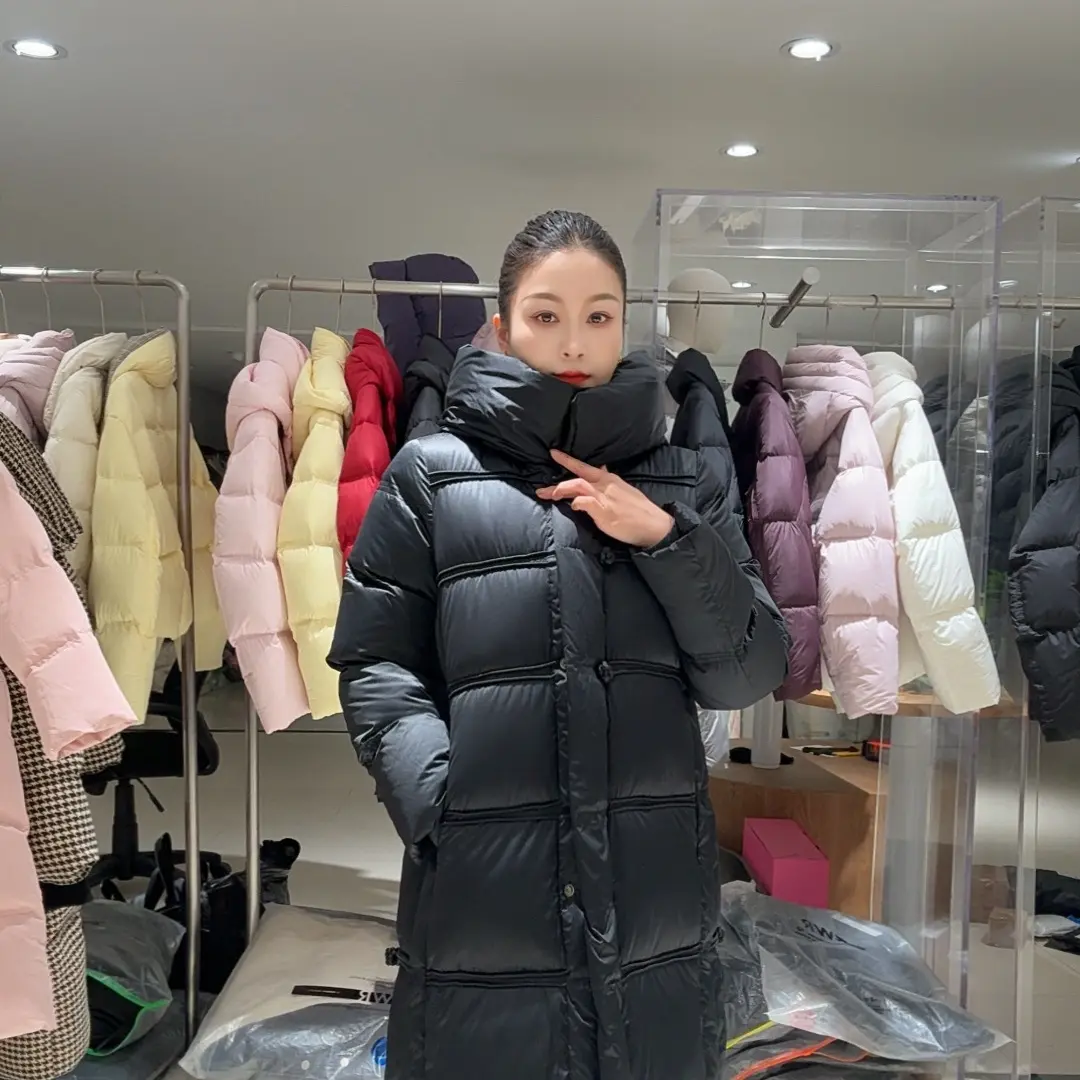 埃文8265768黑色缎面新中式羽绒服