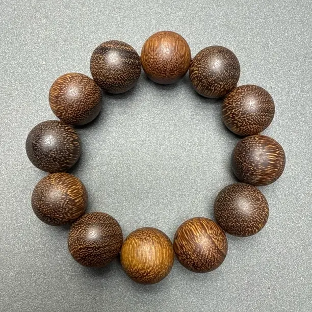 A204越南沉香木串20mm