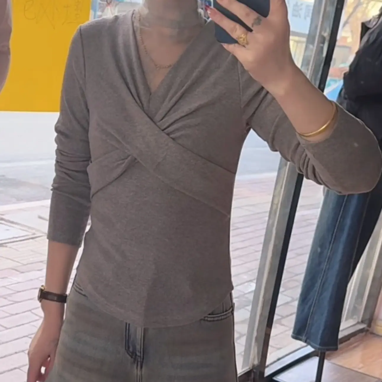 法式时尚百搭蕾丝拼接长袖加绒女显瘦扭结交结修身内搭