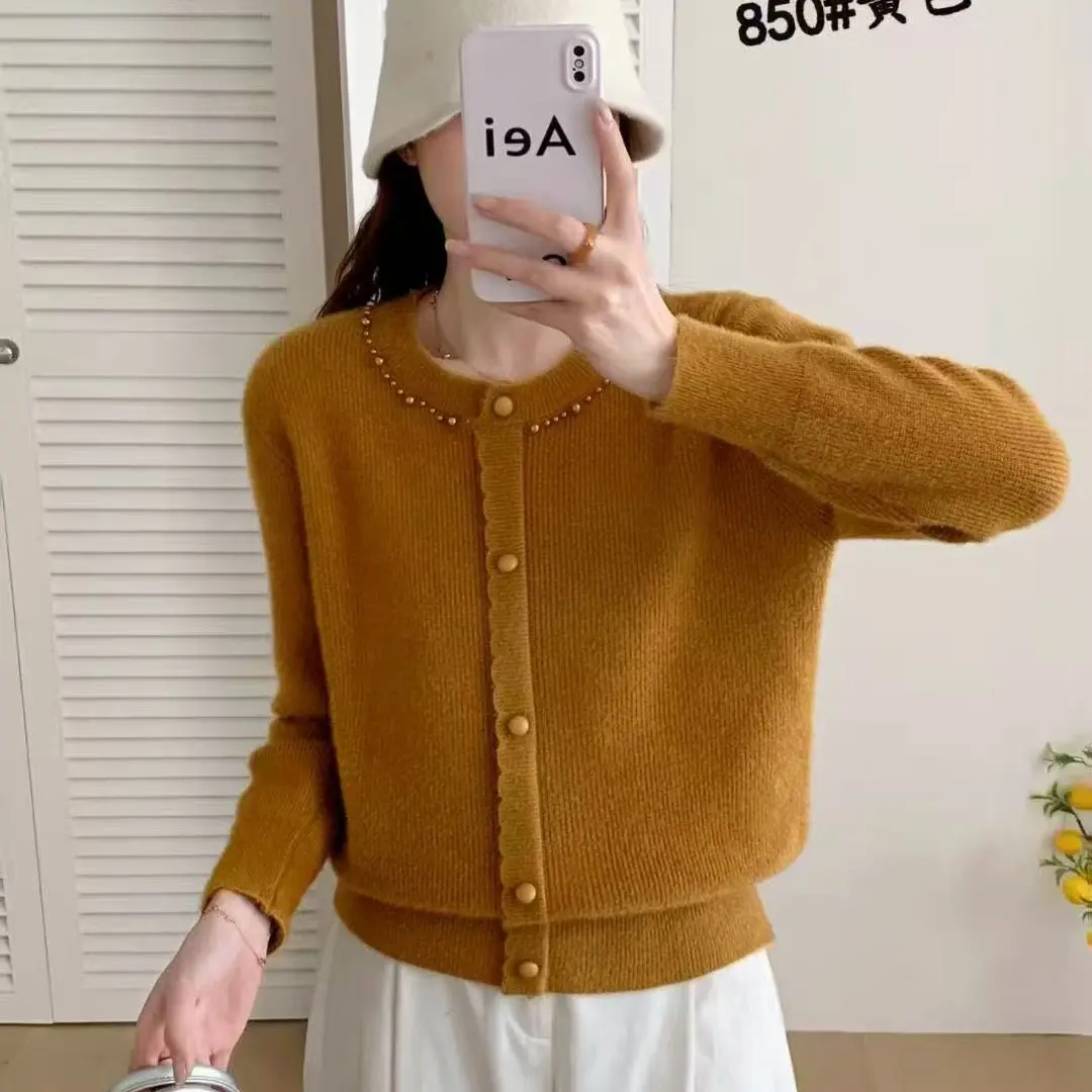 850百搭减龄圆领领长袖针织毛衫