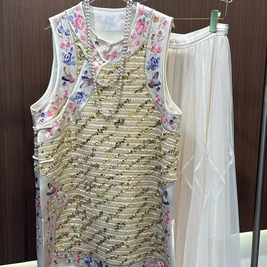 【瑞雪绒歌】拼接重工刺绣圆领设计感新中式马甲背心女