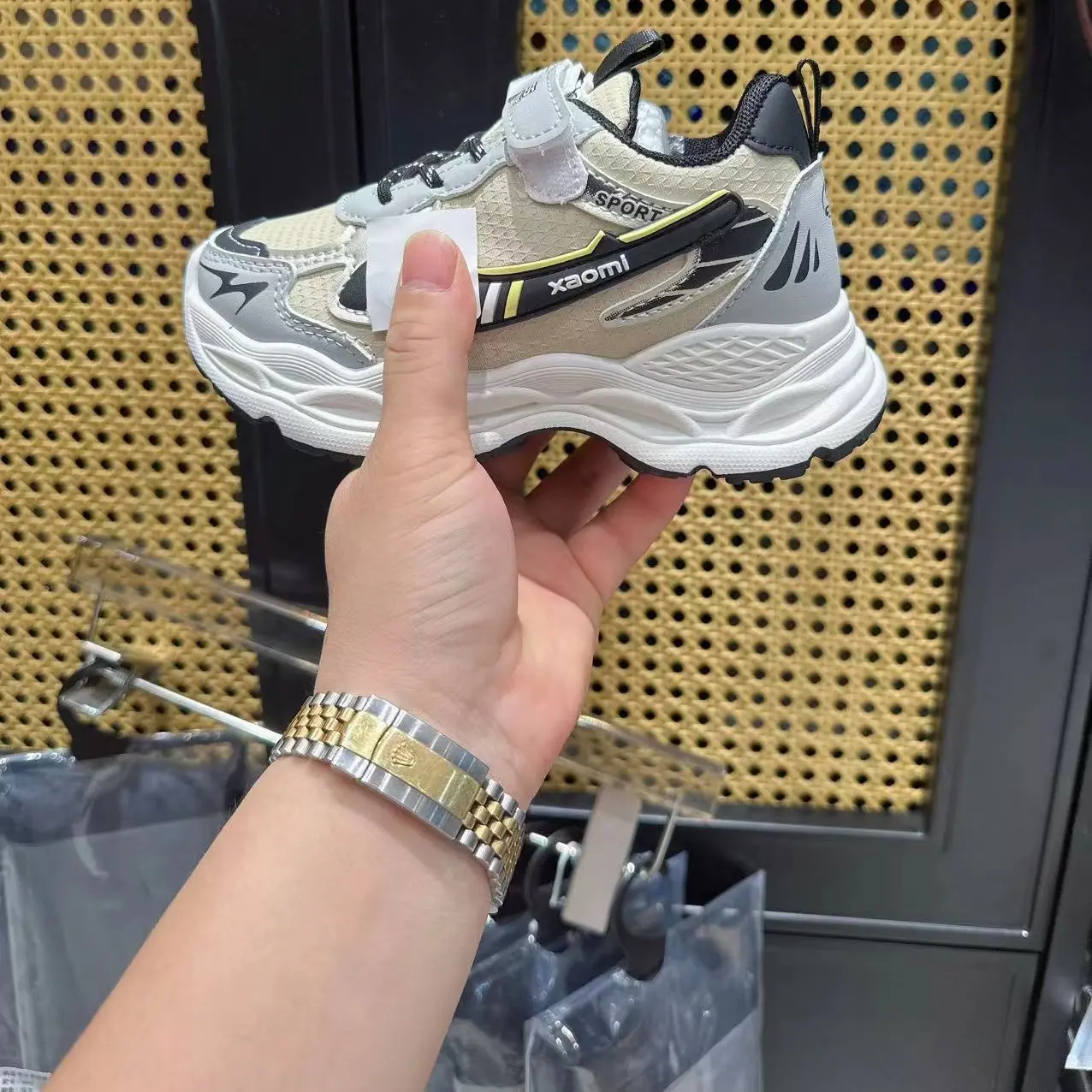 邹先森B28-55儿童运动鞋秋冬小学生休闲鞋时尚百搭（拍大一码）