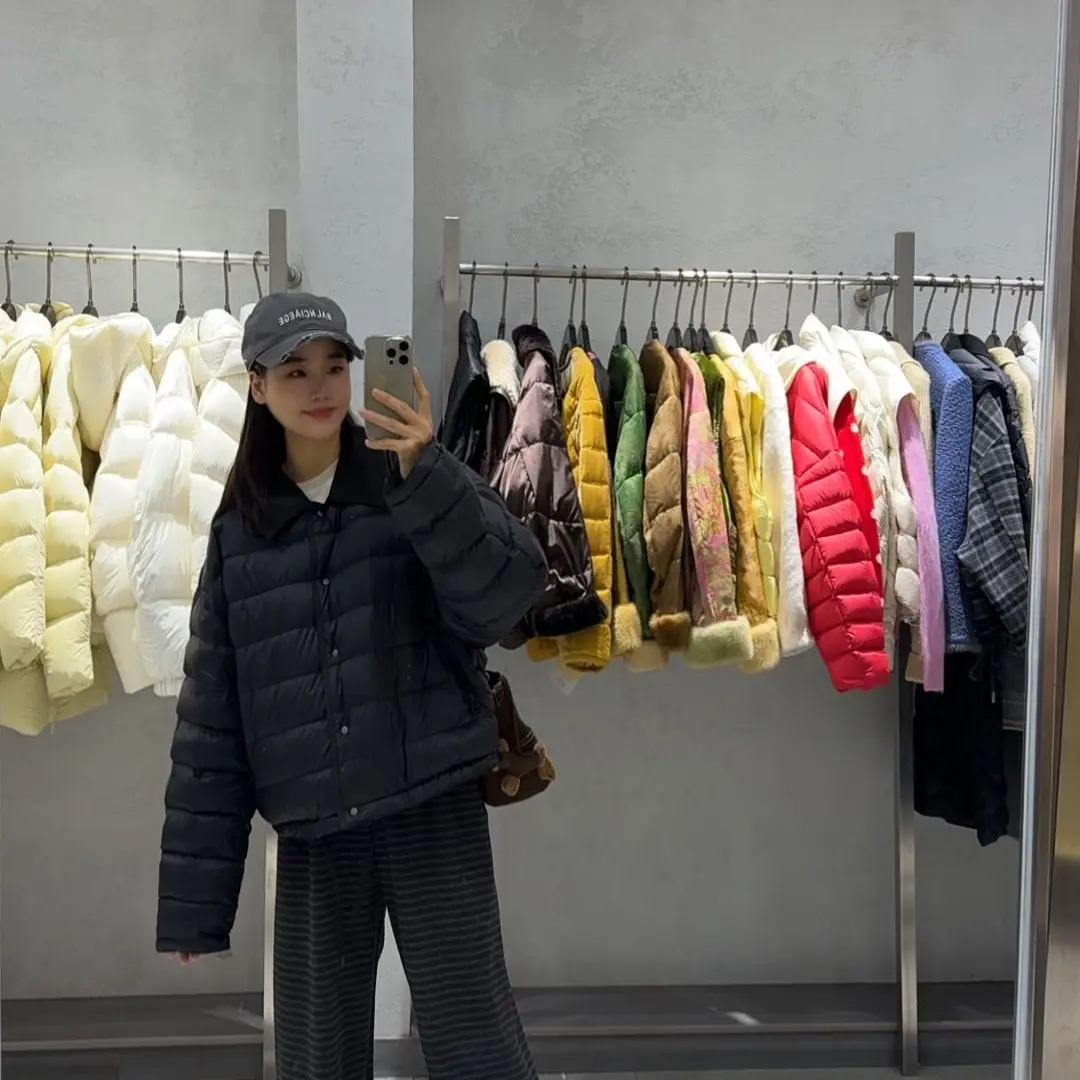 冬季新款女短款翻领白鹅绒保暖显瘦小个子外套