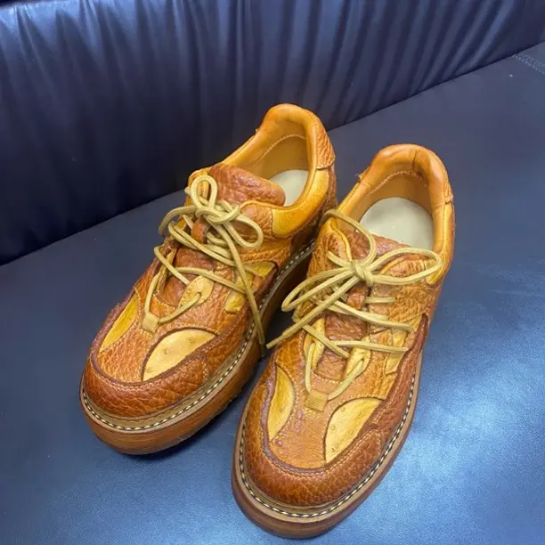 低帮时尚舒适百搭休闲皮鞋