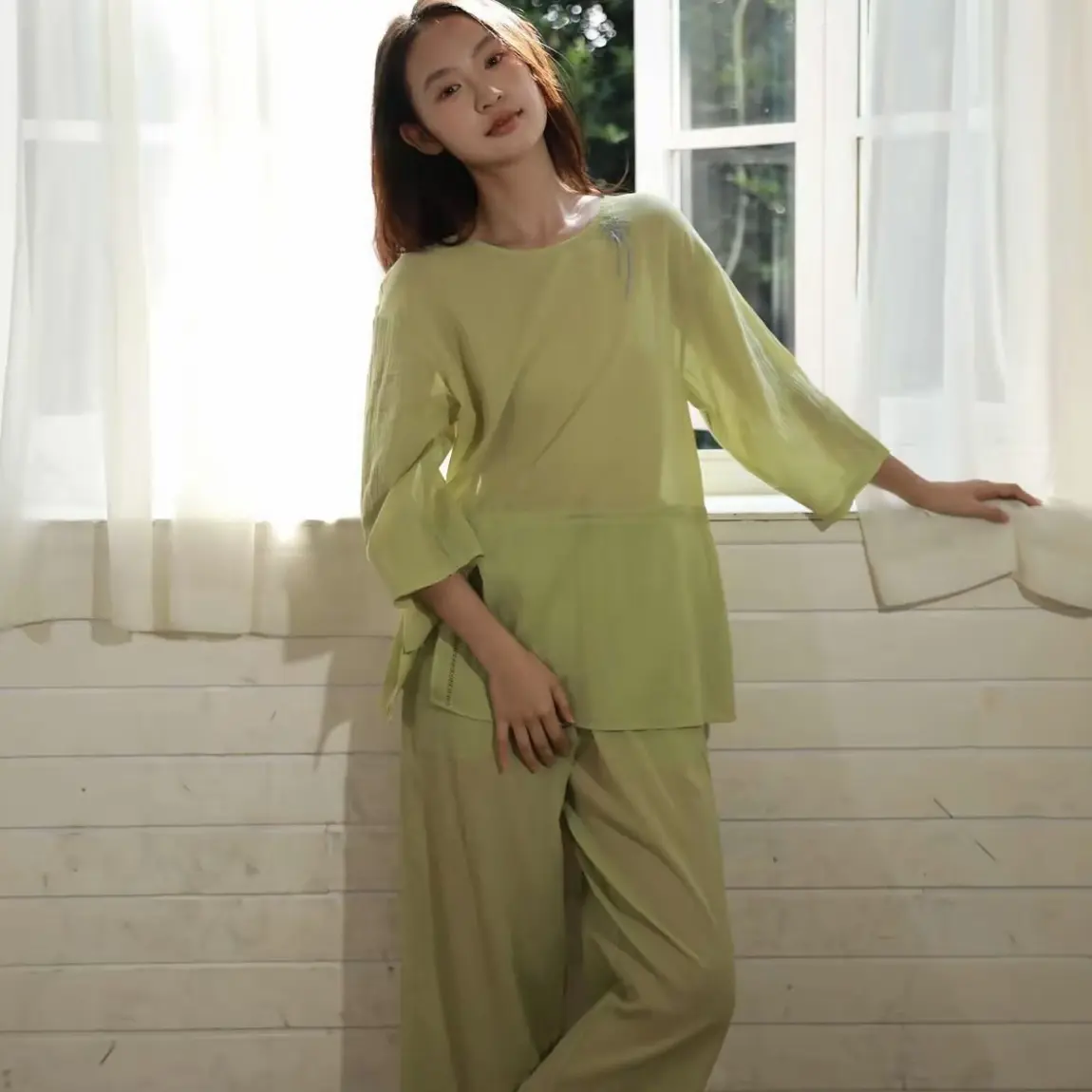 261-179朵朵可可睡衣女春夏新款圆领套头清爽简约家居