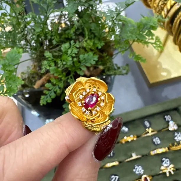 铜合金合成锆石戒指 2025年新款女士戒指