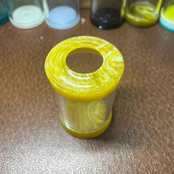 60口径仿蜜蜡七孔双窗蝈蝈叫罐鸣虫用具