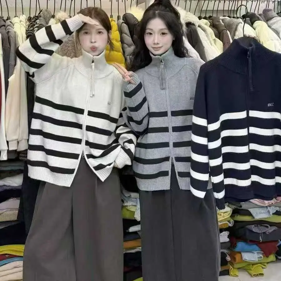 秋冬新款韩版时尚休闲复古字母刺绣宽松毛衣外套