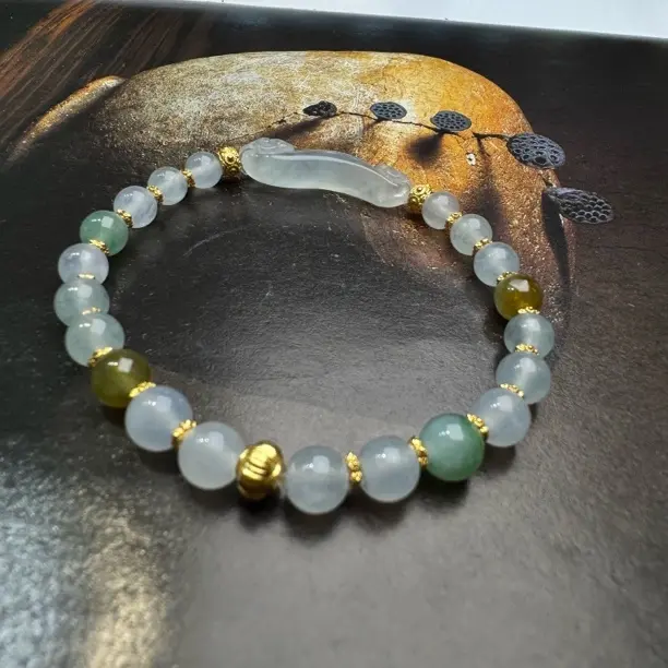 天然缅甸翡翠A货，如意手串