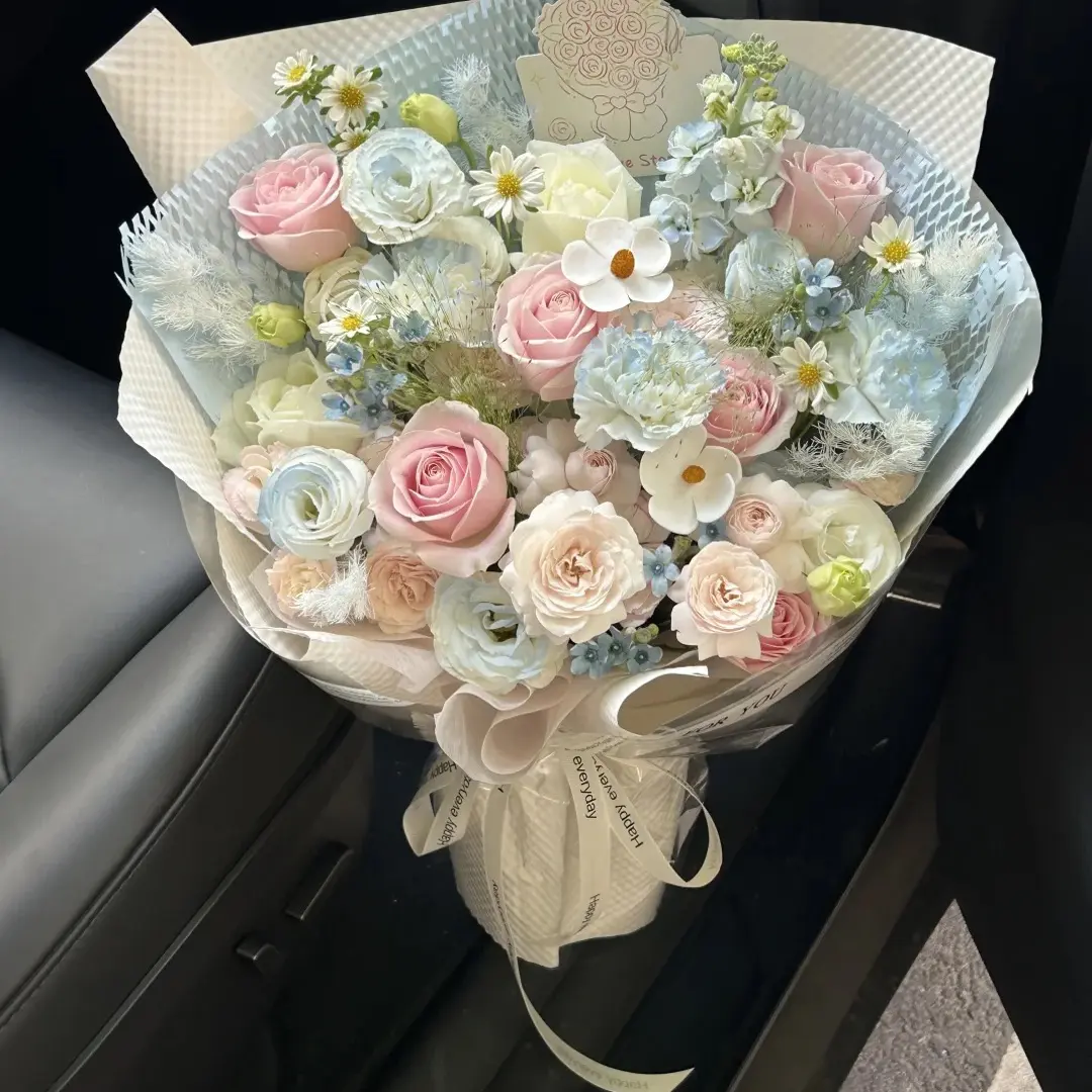 同城配送玫瑰鲜花束送女友闺蜜生日礼物