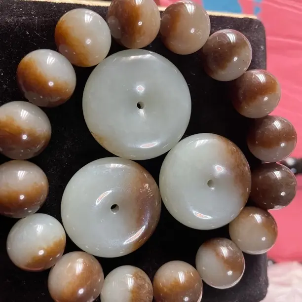 糖白玉平安扣挂件枣红糖白玉细润老熟干净