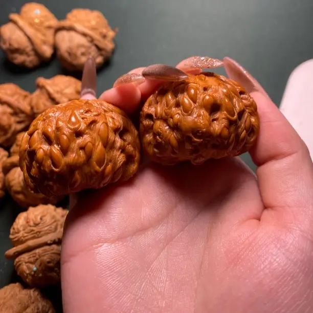 文玩核桃手工雕刻定制链接