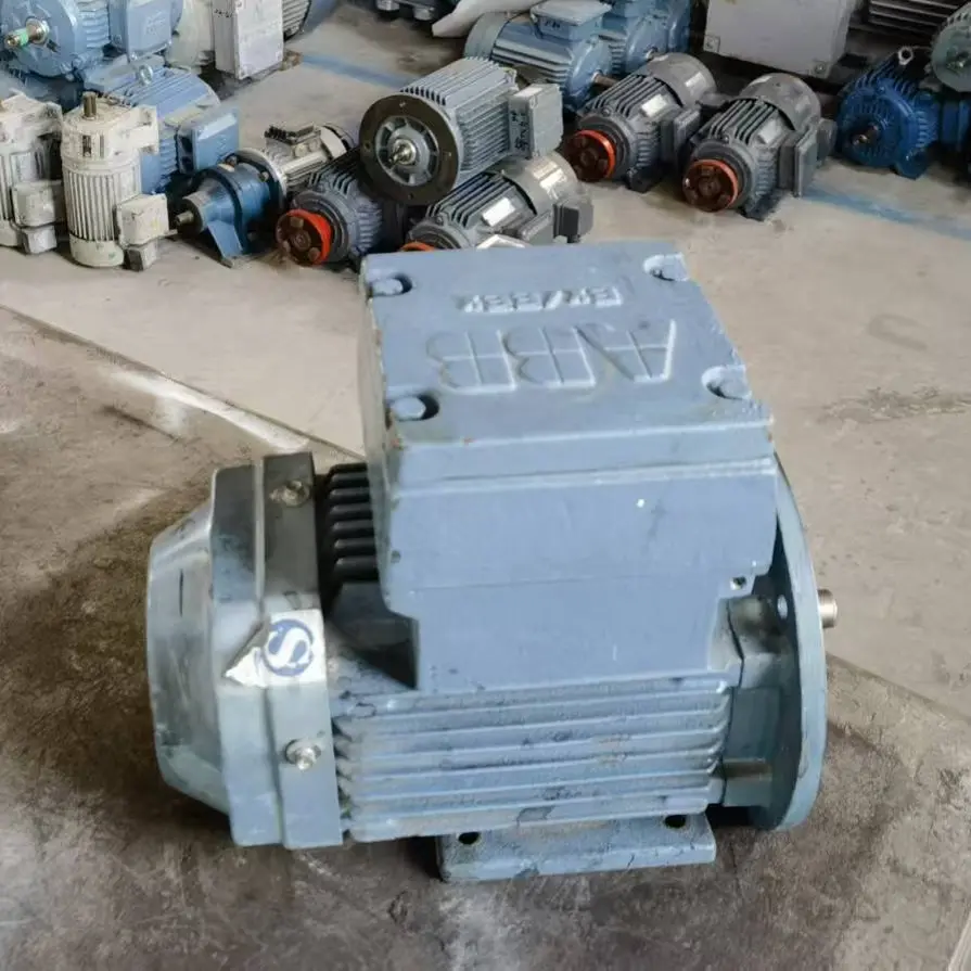 ABB牌0.75千瓦4极立卧式防爆电机，无拆无修铜线原装产品