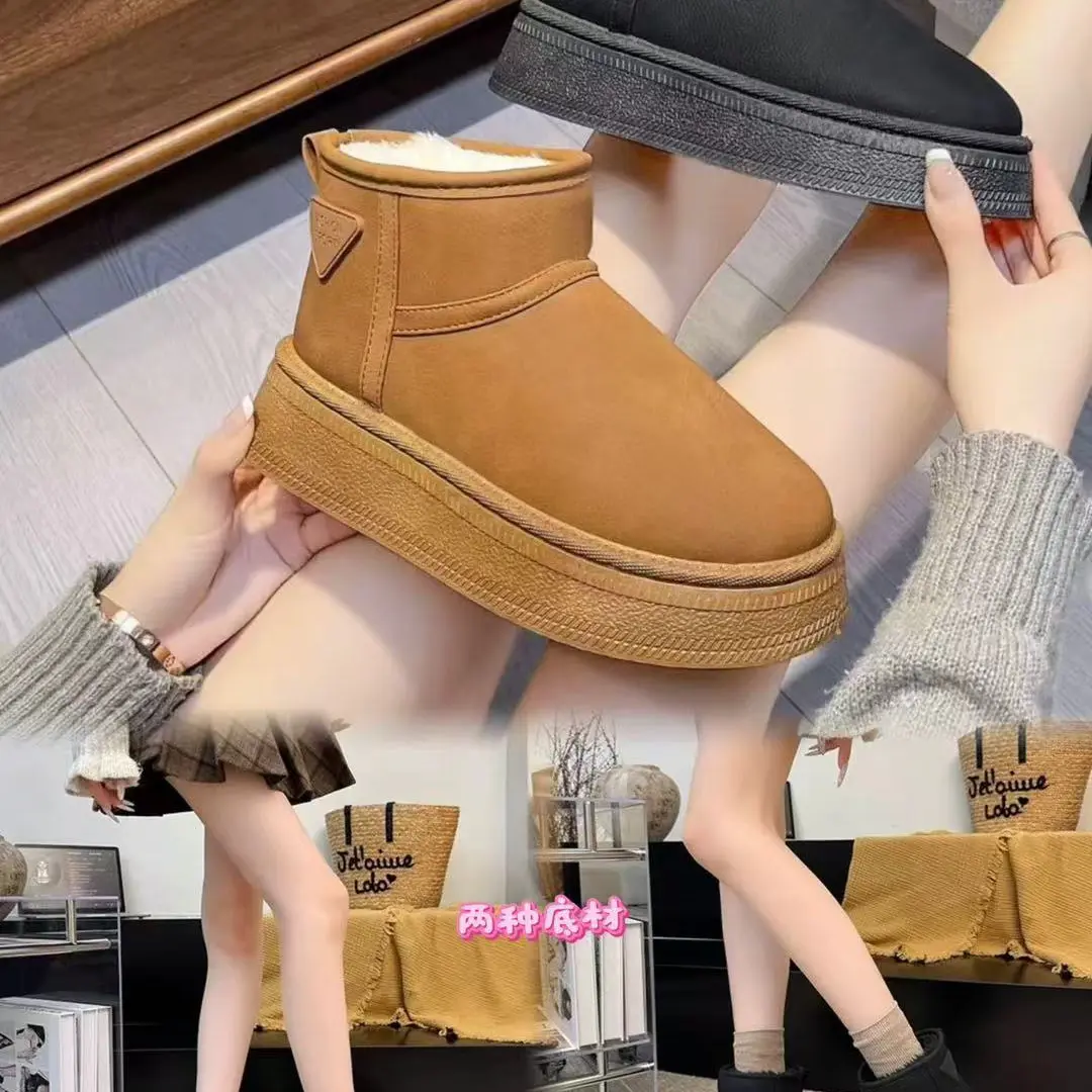 新款冬季女款加绒加厚防滑厚底时尚保暖雪地靴